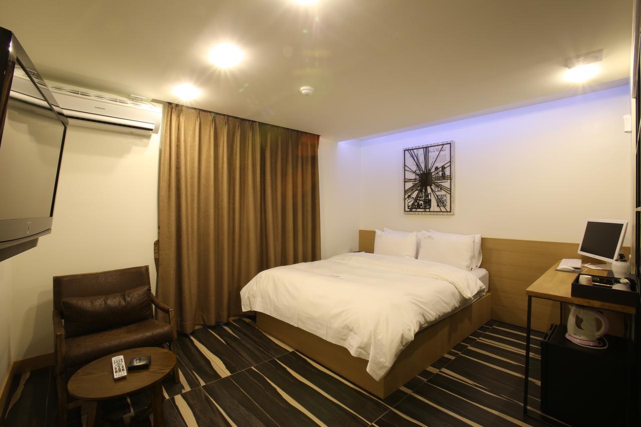 Guri Cello Hotel ภายนอก รูปภาพ